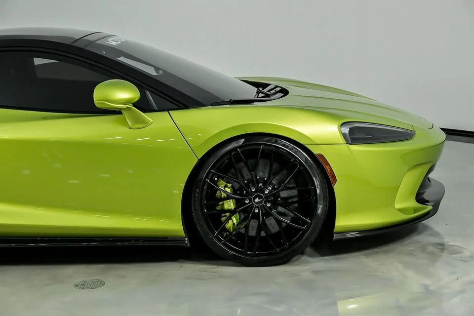 2022 McLaren GT - Image 15 of 20