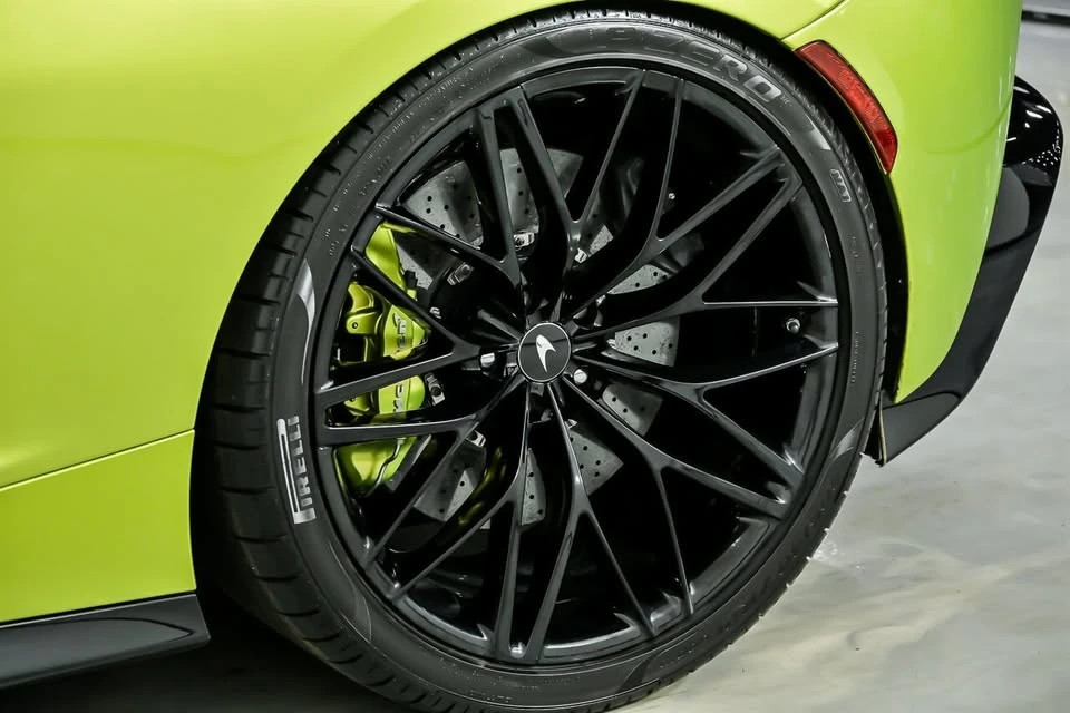 2022 McLaren GT - Image 19 of 20