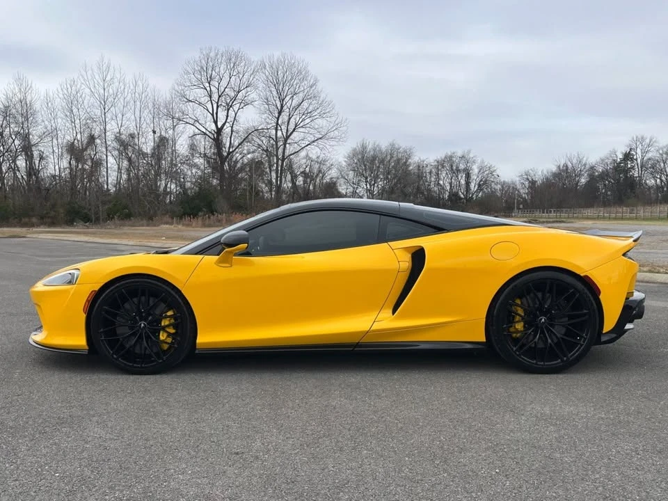 2022 McLaren GT - Image 13 of 20