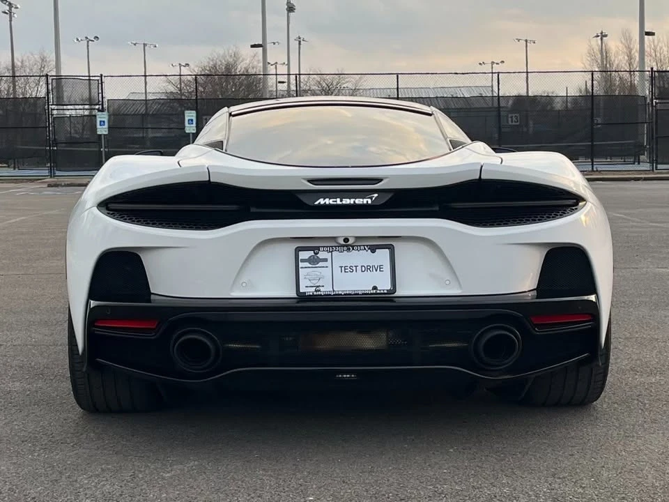 2022 McLaren GT - Image 12 of 19