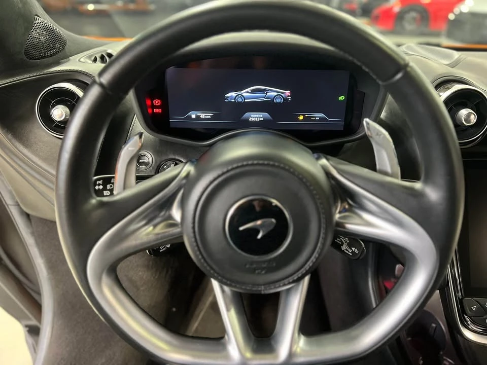 2022 McLaren GT - Image 6 of 9