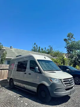 2022 Mercedes-Benz 144 High Roof