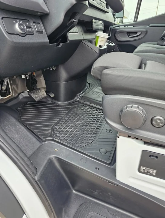 2022 Mercedes-Benz VS30 Sprinter - Image 4 of 13
