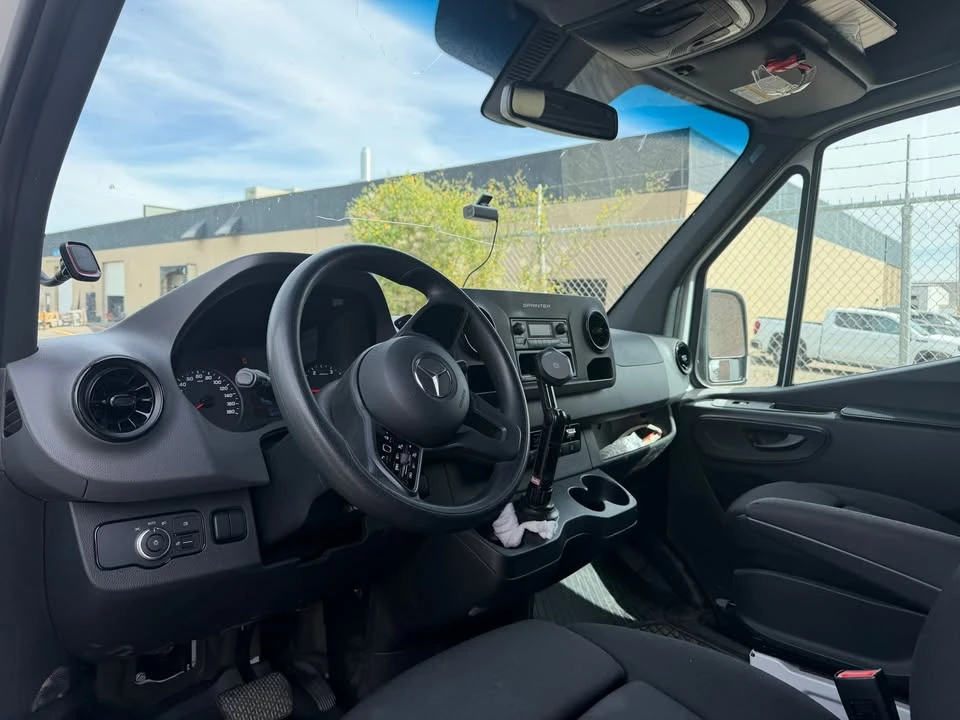 2022 Mercedes-Benz VS30 Sprinter - Image 10 of 13