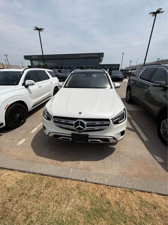 2022 Mercedes-Benz W112 - Image 2 of 15