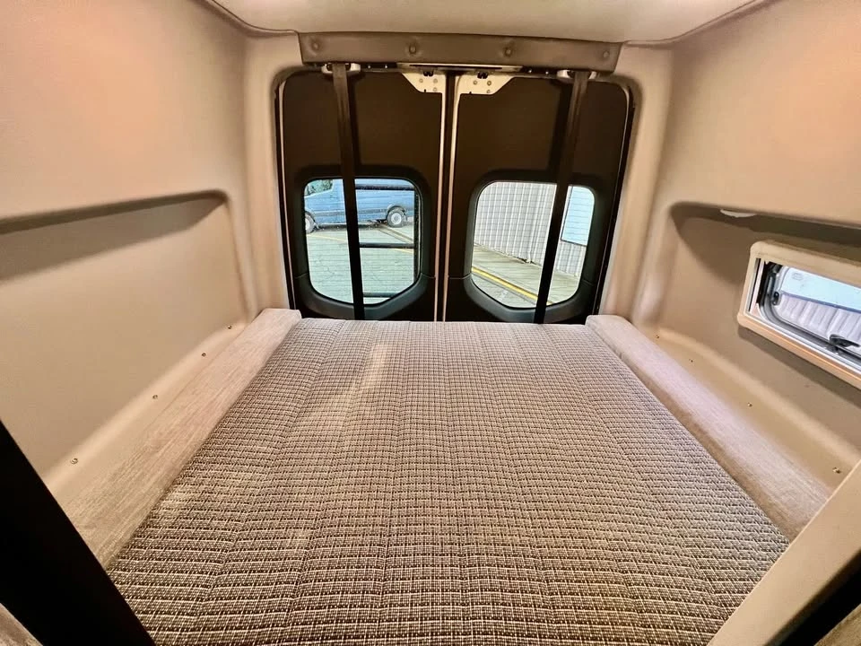 2022 Winnebago - Image 10 of 20