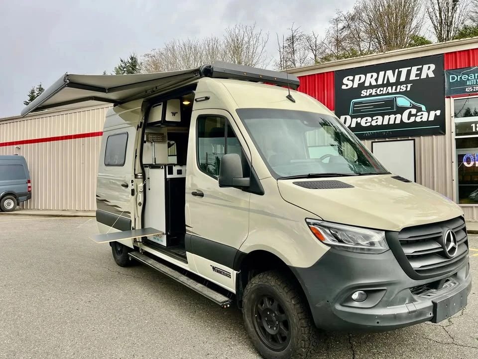 2022 Winnebago - Image 16 of 20