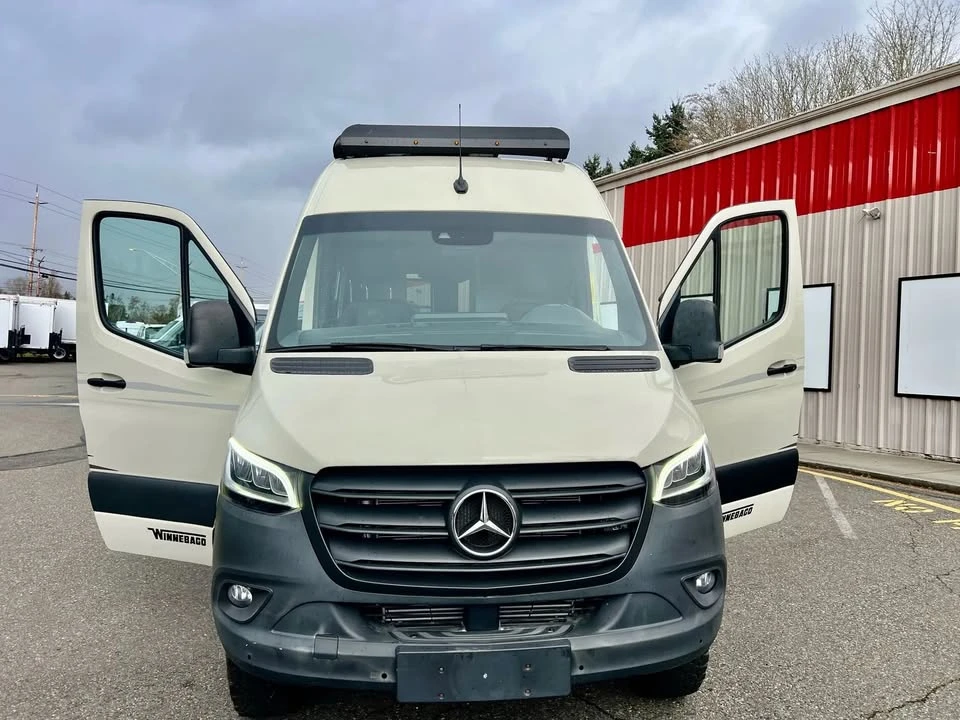 2022 Winnebago - Image 5 of 20