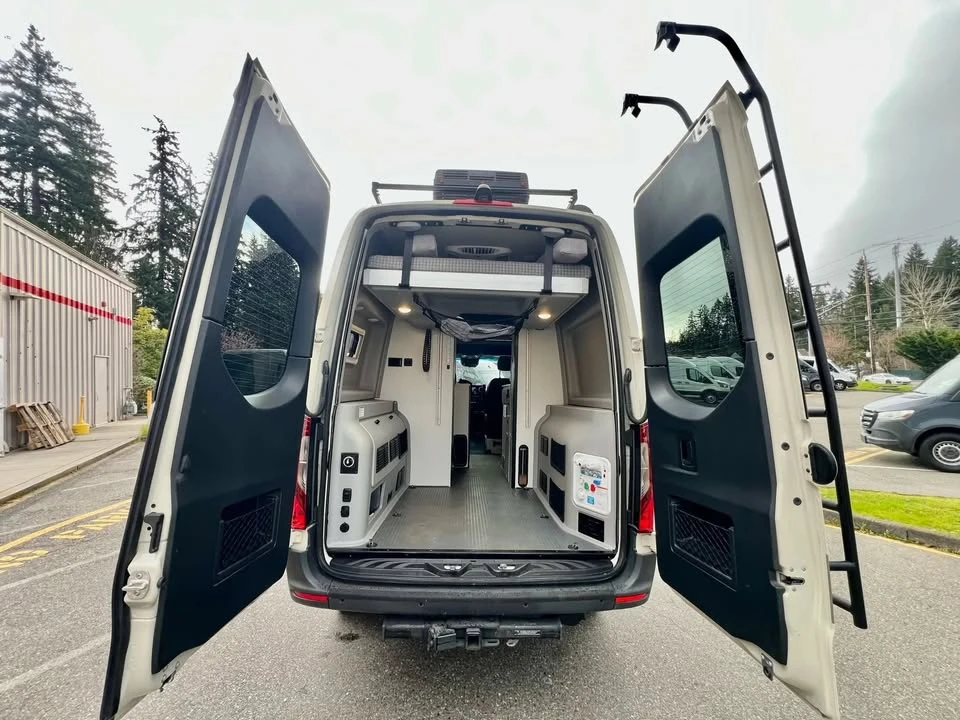 2022 Winnebago - Image 11 of 20