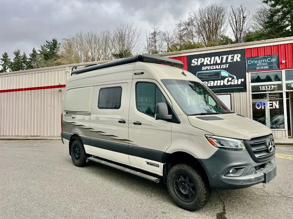 2022 Winnebago - Image 2 of 20