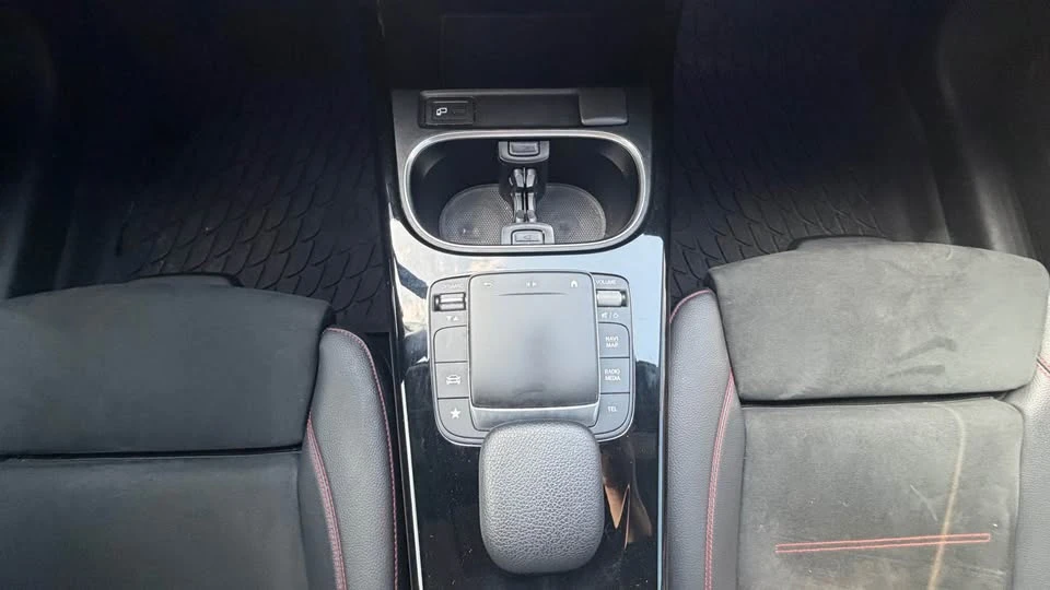 2022 Mercedes-Benz W177 A-Class - Image 12 of 17