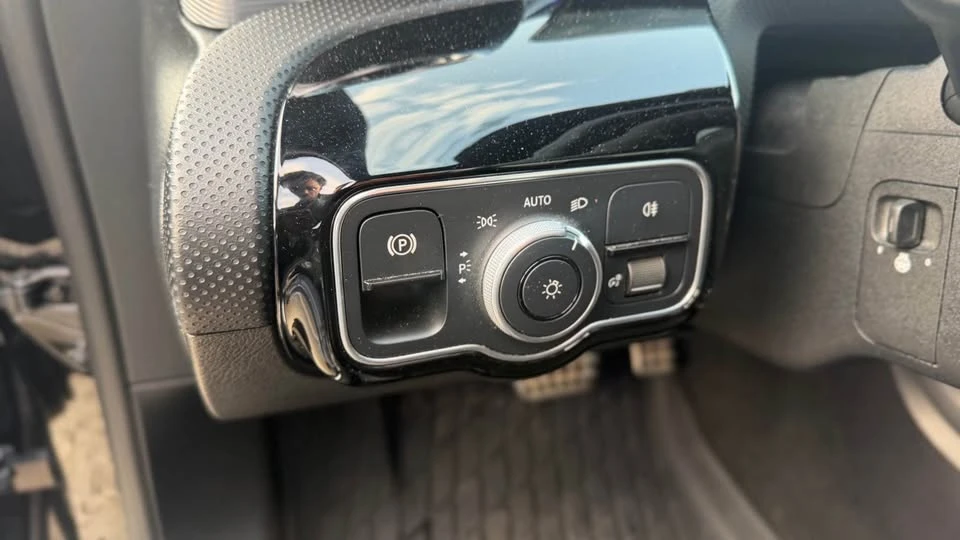 2022 Mercedes-Benz W177 A-Class - Image 9 of 17