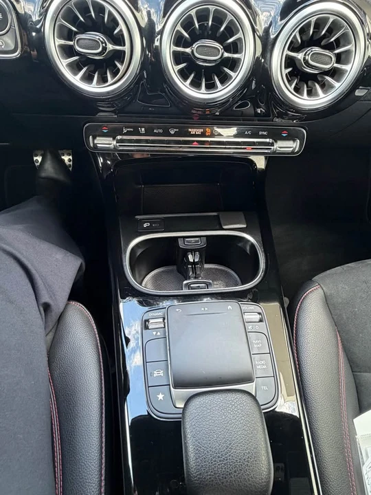 2022 Mercedes-Benz W177 A-Class - Image 7 of 11