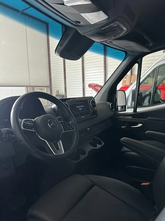 2022 Mercedes-Benz VS30 Sprinter - Image 6 of 15