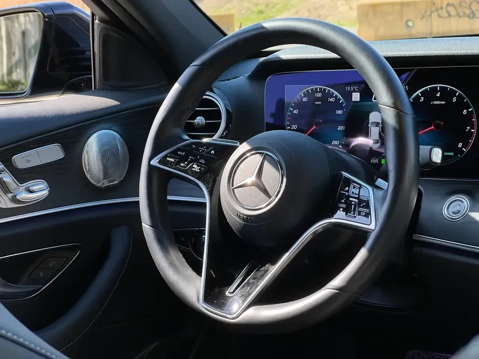 2022 Mercedes-Benz W213 E-Class - Image 16 of 17