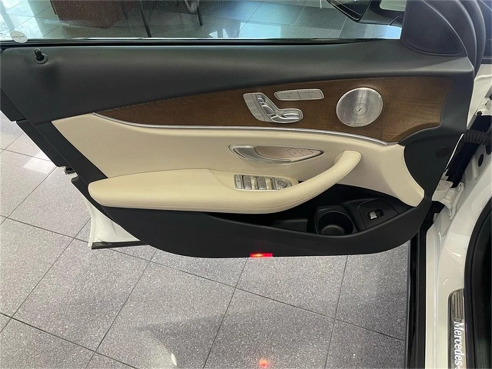 2022 Mercedes-Benz W213 E-Class - Image 22 of 31