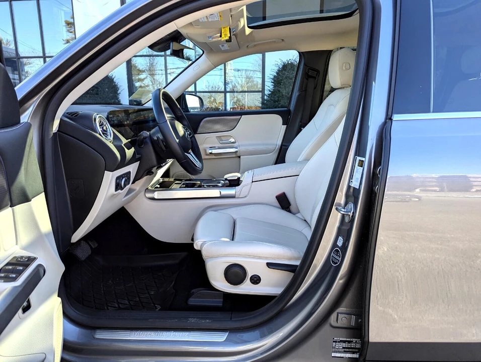 2022 Mercedes-Benz EQB - Image 12 of 21