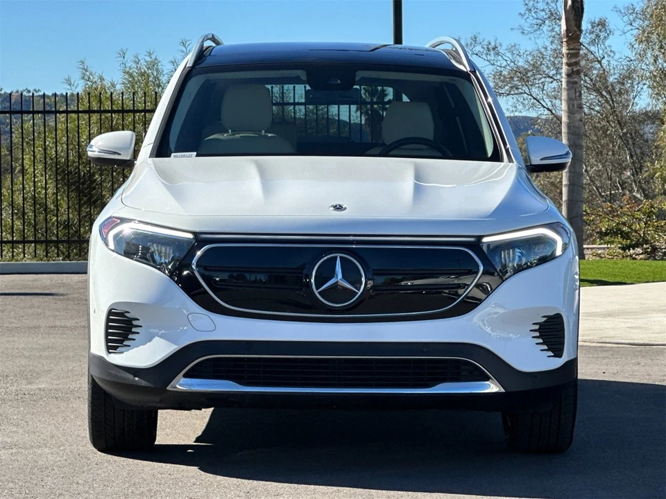 2022 Mercedes-Benz EQB - Image 9 of 12