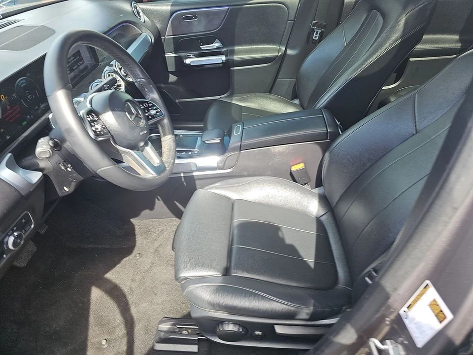 2022 Mercedes-Benz EQB - Image 4 of 10