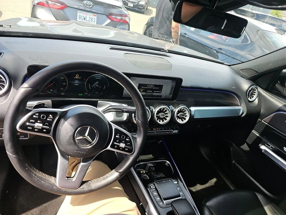 2022 Mercedes-Benz EQB - Image 6 of 10