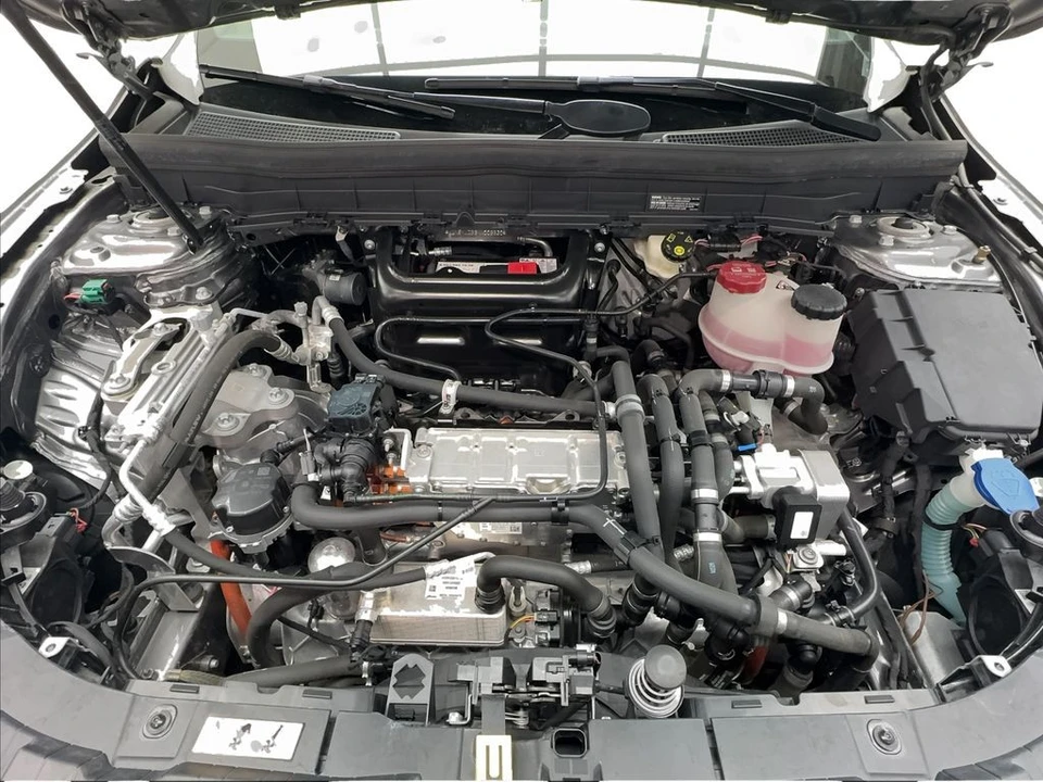 2022 Mercedes-Benz EQB - Image 18 of 21