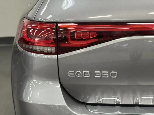 2022 Mercedes-Benz EQB - Image 10 of 12