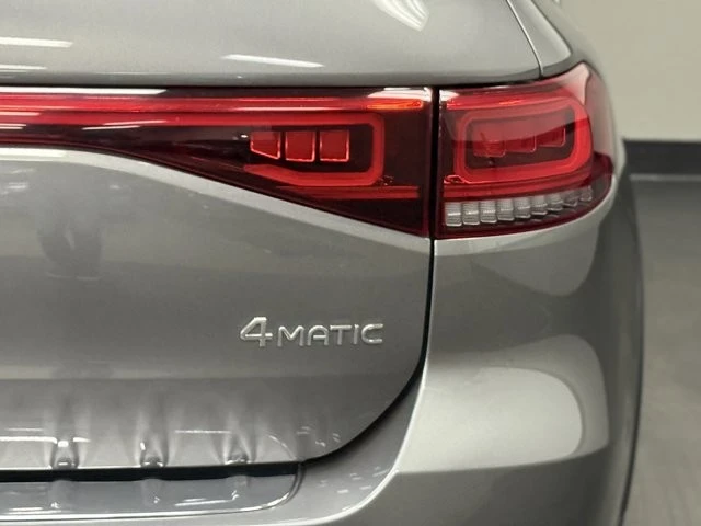 2022 Mercedes-Benz EQB - Image 11 of 12