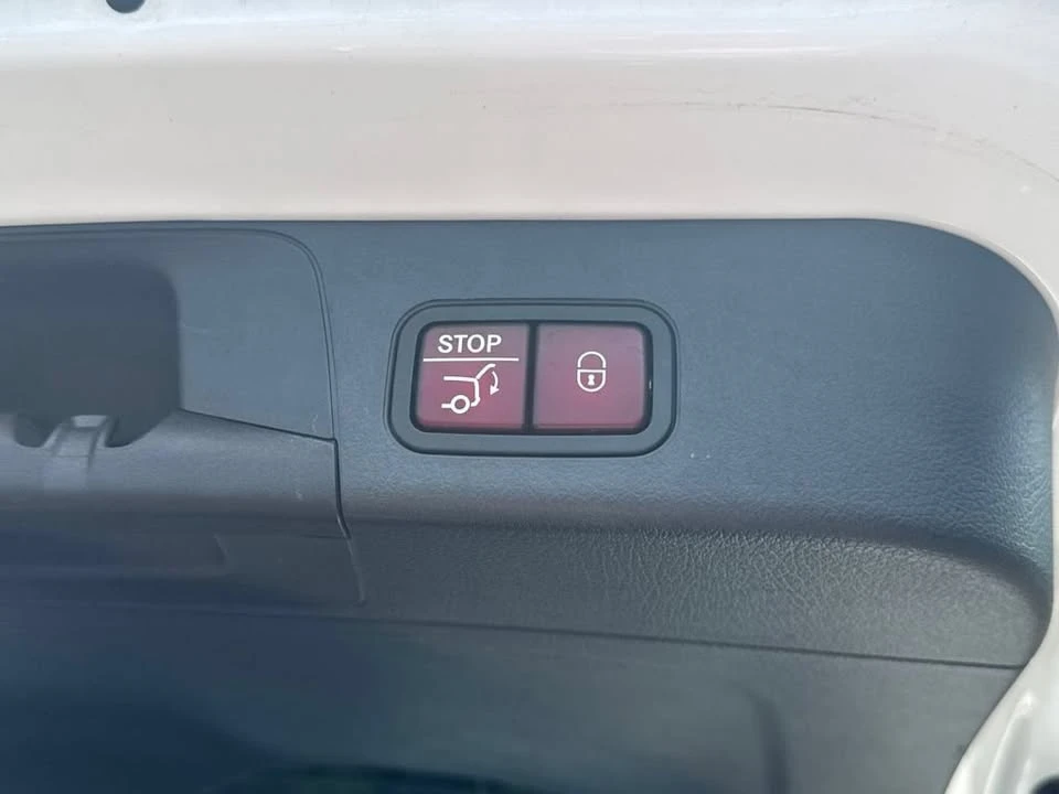 2022 Mercedes-Benz EQB - Image 12 of 20