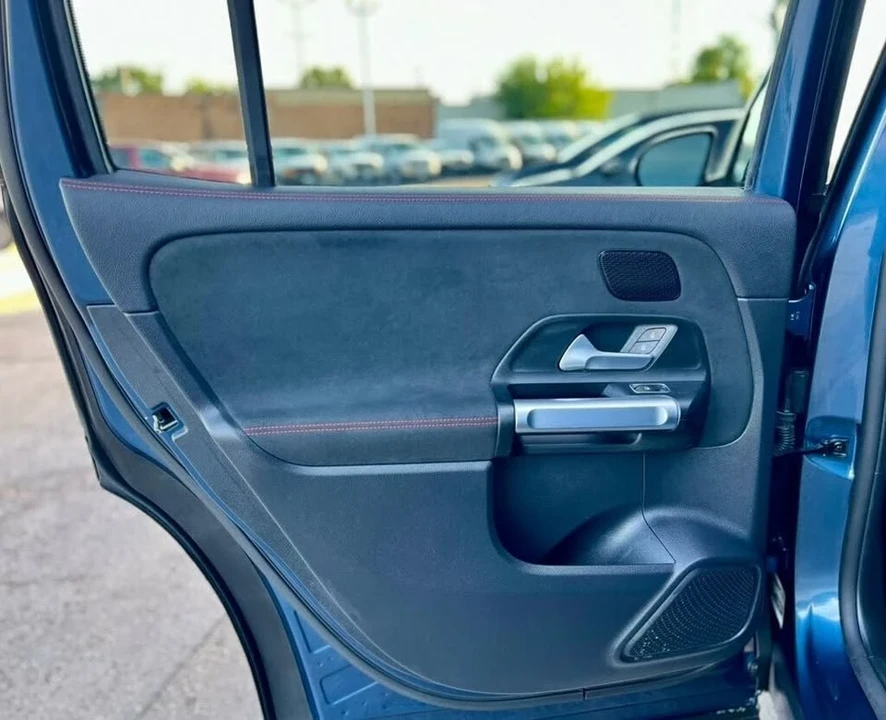 2022 Mercedes-Benz EQB - Image 13 of 20