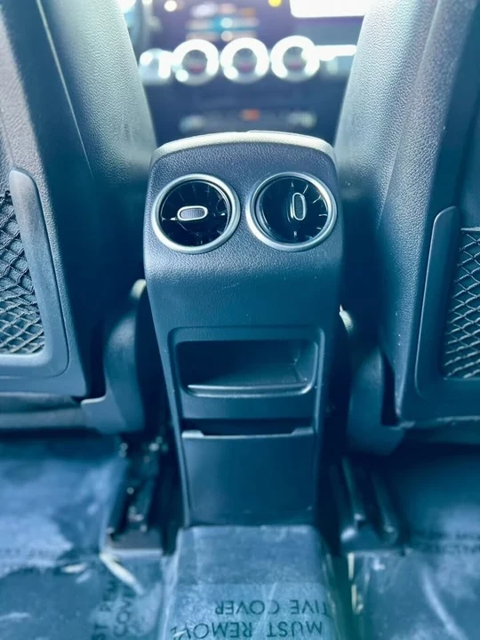 2022 Mercedes-Benz EQB - Image 15 of 20