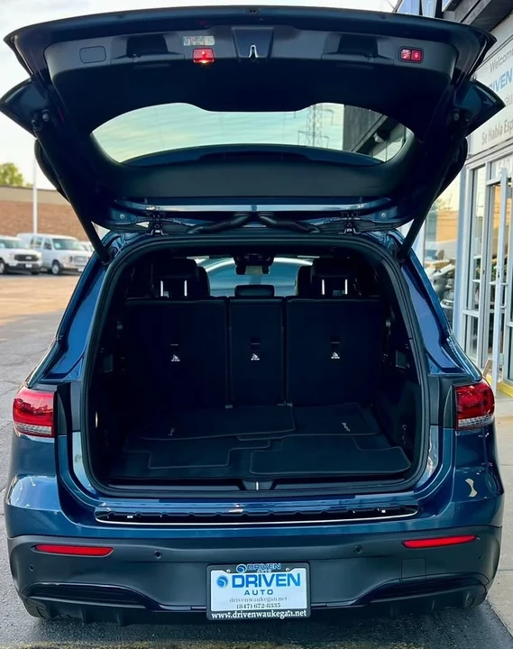 2022 Mercedes-Benz EQB - Image 8 of 20