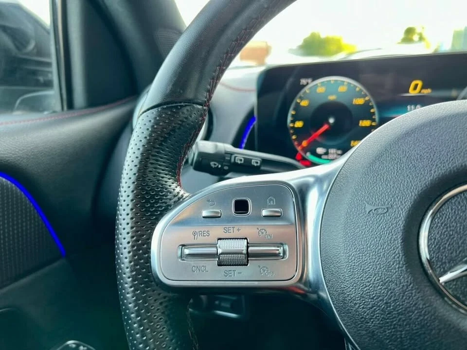 2022 Mercedes-Benz EQB - Image 16 of 20