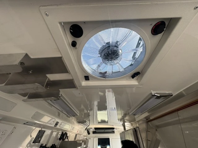 2022 Mercedes-Benz VS30 Sprinter - Image 16 of 21