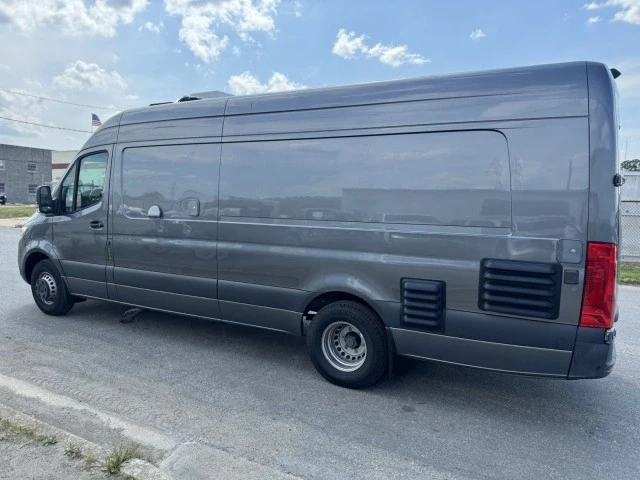 2022 Mercedes-Benz VS30 Sprinter - Image 4 of 21
