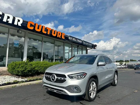 2022 Mercedes-Benz GLA 250 4MATIC Sport Utility 4D