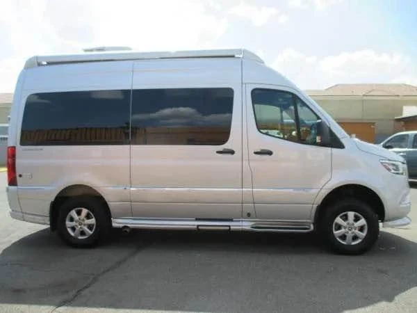2022 Mercedes-Benz VS30 Sprinter - Image 2 of 20