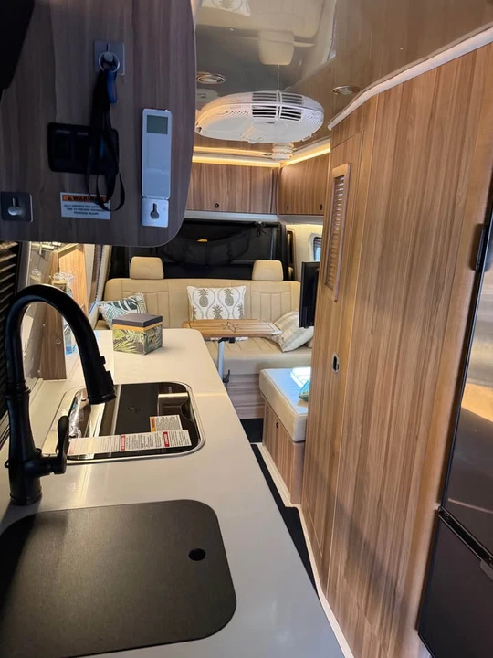 2022 Mercedes-Benz VS30 Sprinter - Image 9 of 20