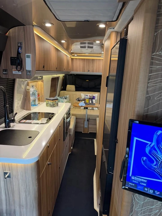 2022 Mercedes-Benz VS30 Sprinter - Image 13 of 20