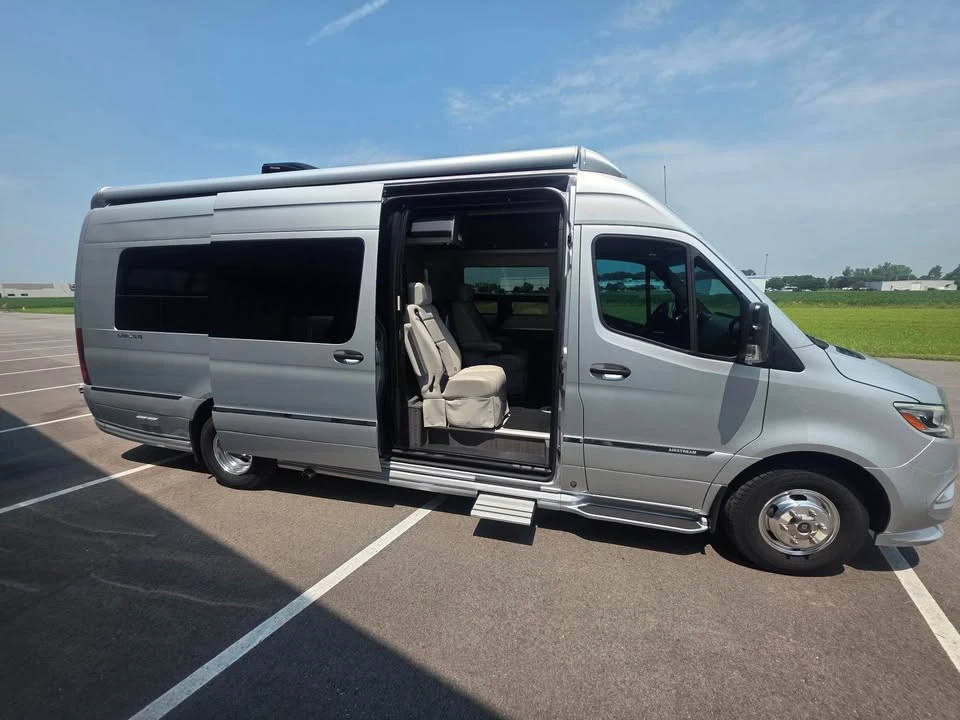 2022 Mercedes-Benz VS30 Sprinter - Image 3 of 17