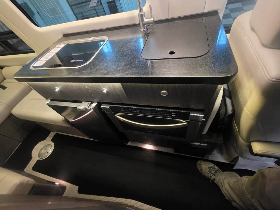 2022 Mercedes-Benz VS30 Sprinter - Image 13 of 17