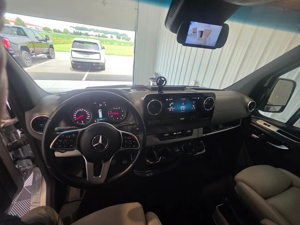 2022 Mercedes-Benz VS30 Sprinter - Image 12 of 17