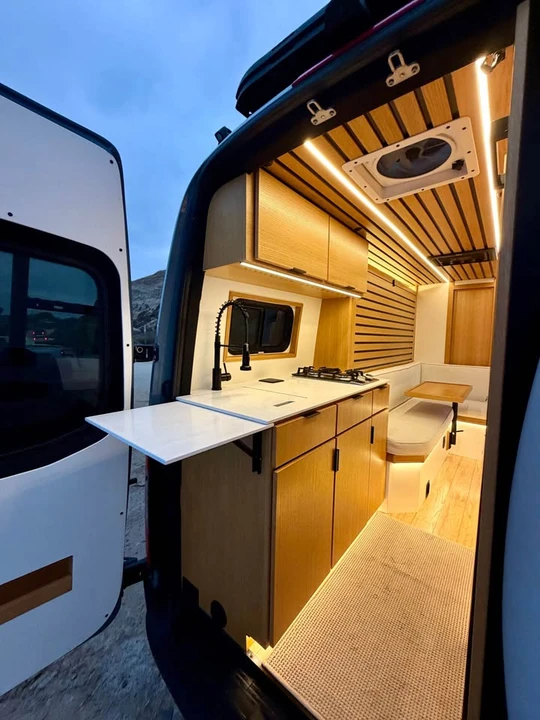 2022 Mercedes-Benz VS30 Sprinter - Image 13 of 20