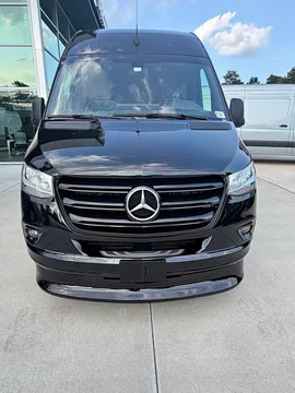 2022 Mercedes-Benz Sprinter 2500 Passenger