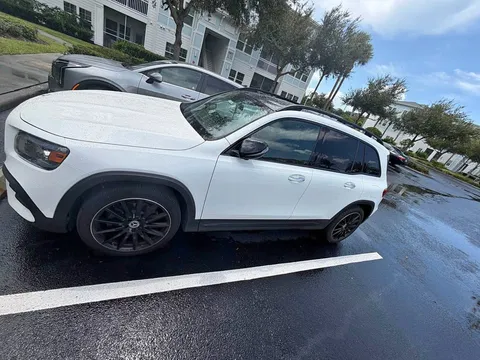 2022 Mercedes-Benz Mercedes-AMG GLB GLB-250-amg