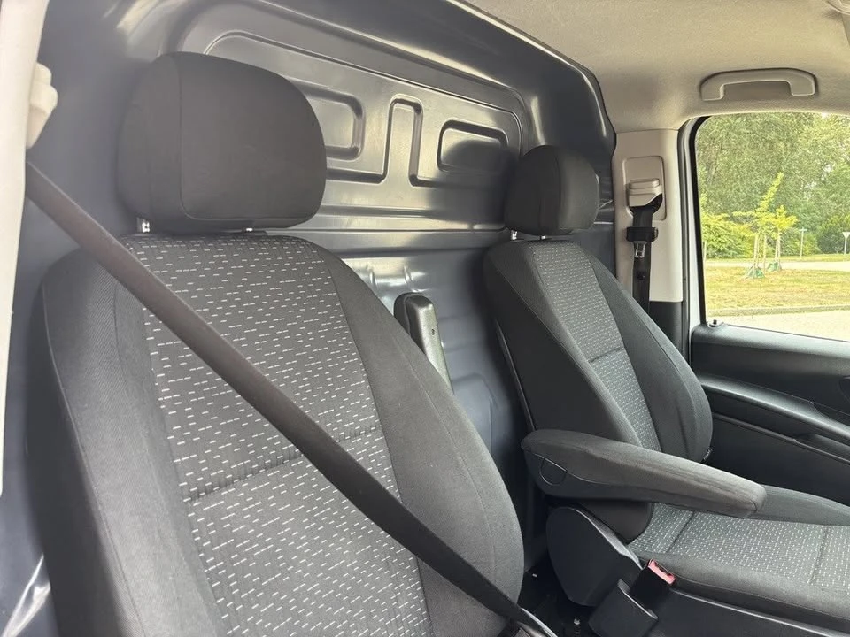 2022 Mercedes-Benz Sprinter - Image 17 of 19