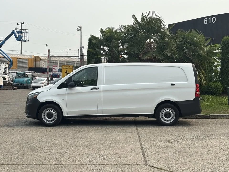 2022 Mercedes-Benz Sprinter - Image 2 of 19