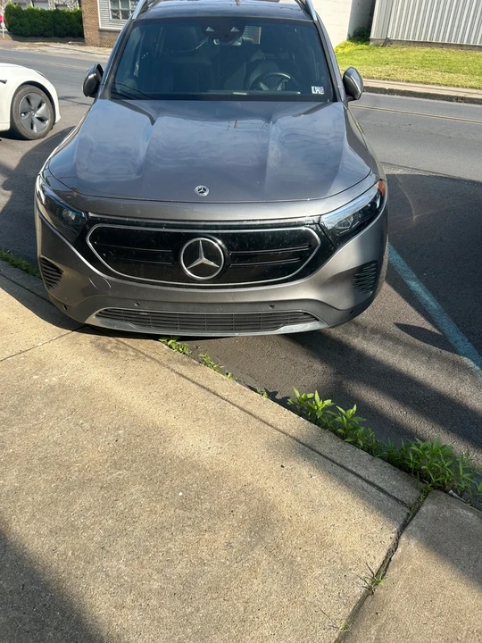 2022 Mercedes-Benz EQB - Image 2 of 17
