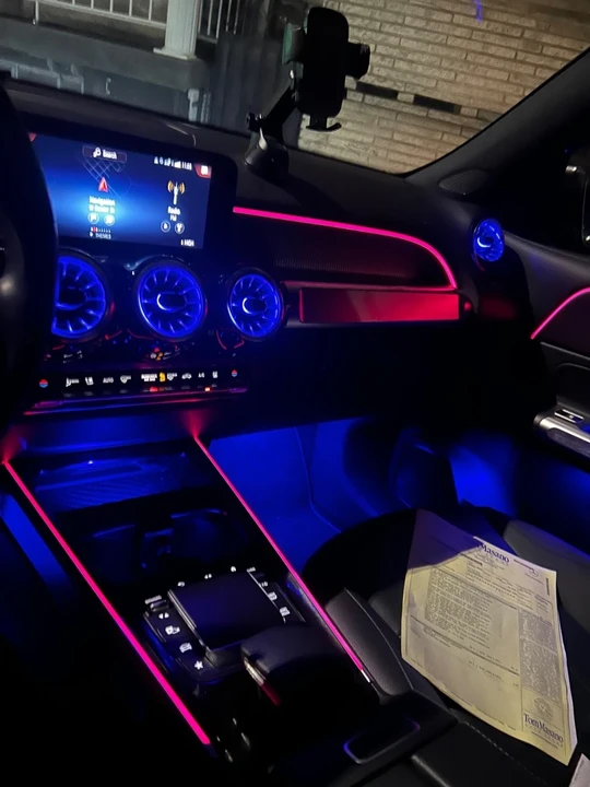 2022 Mercedes-Benz EQB - Image 15 of 17
