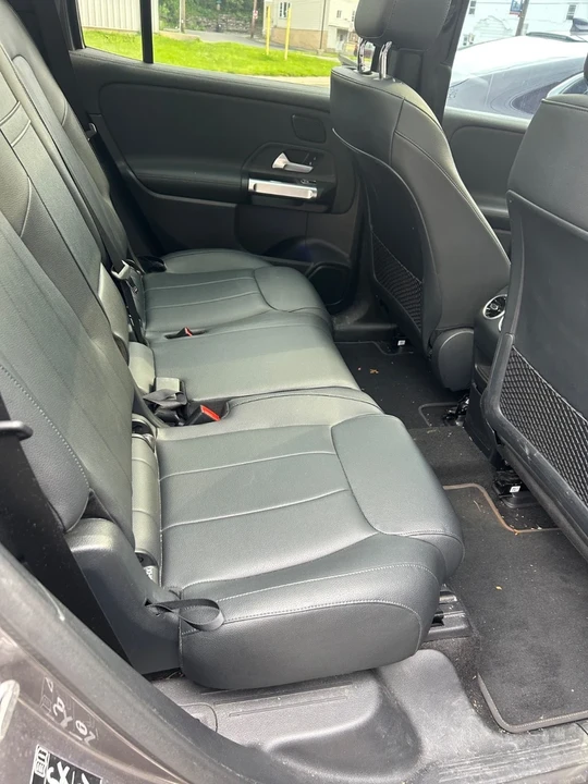 2022 Mercedes-Benz EQB - Image 10 of 17