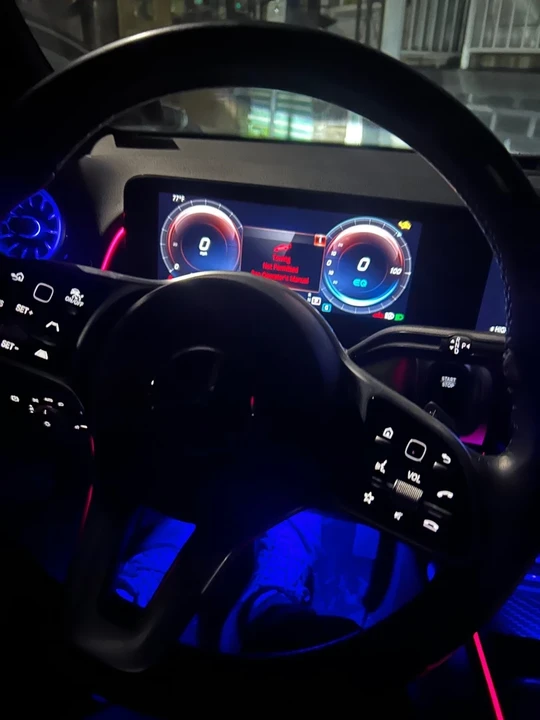 2022 Mercedes-Benz EQB - Image 16 of 17